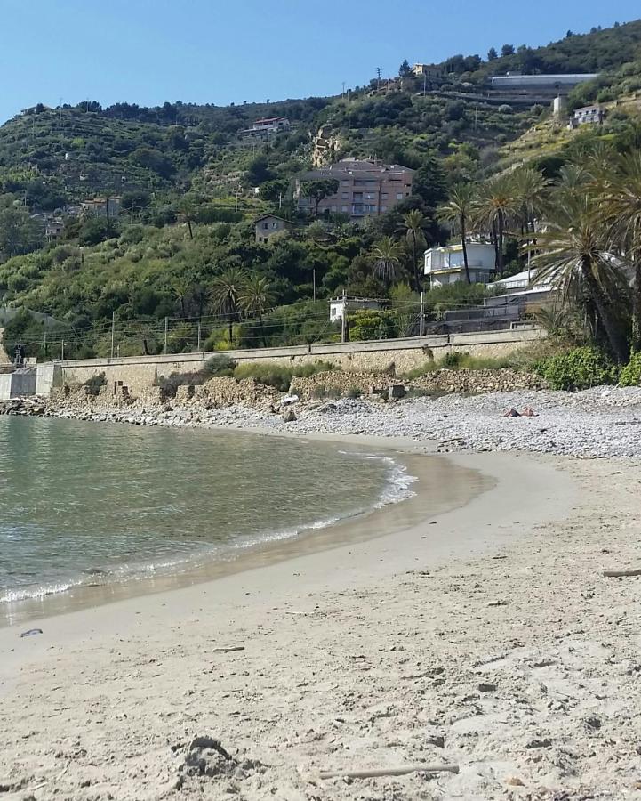 086 - Sunshine Home, 5 Minuti Dalla Spiaggia - Parcheggio Privato Gratis Incluso Оспедалети Екстериор снимка